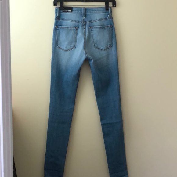 Fashion nova Ripped jeans - Picture 5 of 5